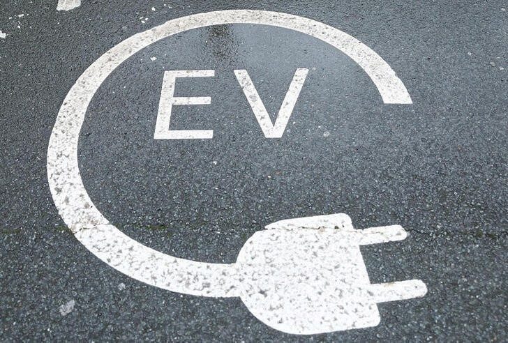 GreenStreet: Is this the beginning of the end for traditional cars?